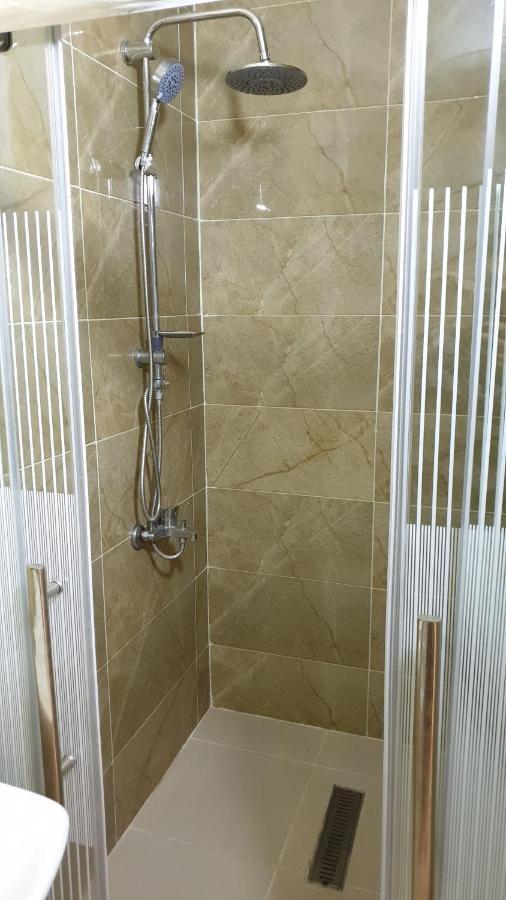 Atoom Studio Джараш Экстерьер фото